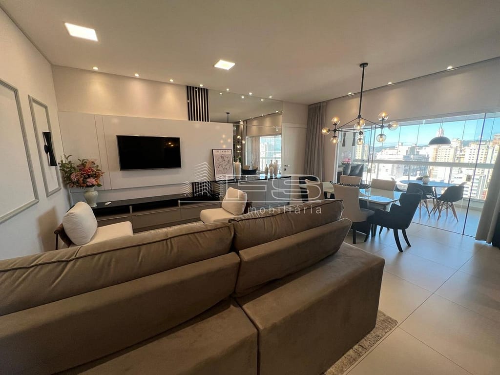 4959 - Tarumã Residence, 3 suítes, Meia Praia, Itapema - SC
