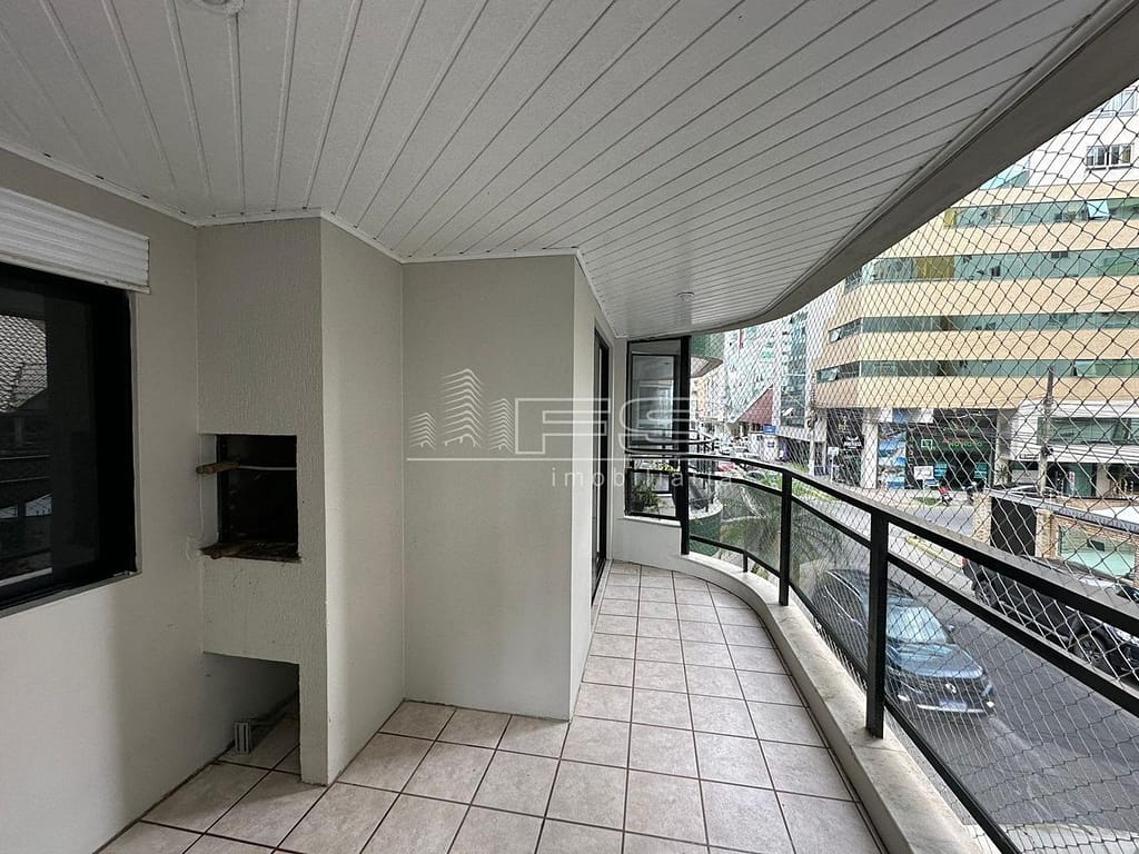 Residencial Guarujá, 3 dormitórios, Meia Praia, Itapema – SC