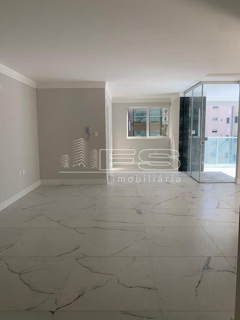  Vernon Classic, 3 suítes, Meia Praia, Itapema – SC